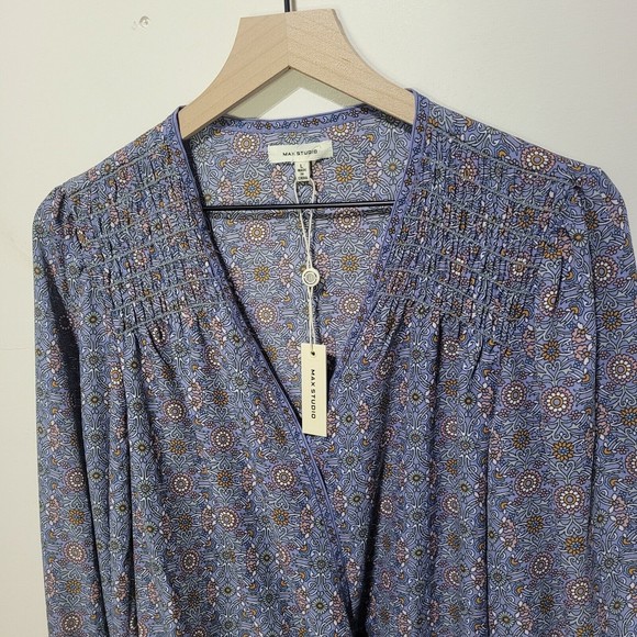 Max Studio Women's Crepe Shirtale Wrap Floral Print Surplice Blouse L - Picture 5 of 12